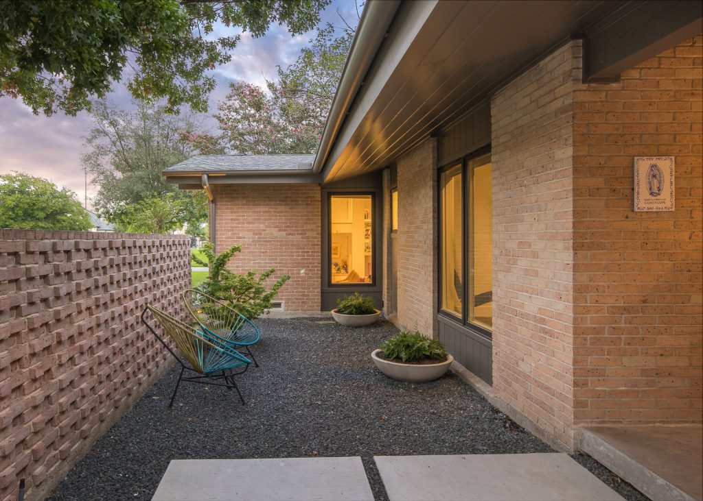 1960s porch photo in Dallas by Constructionologists | Outdoor Photos | Porch | Landscaping | Landscape Design | Outdoor Living Space | Porch Design Ideas | Outdoor Living Space Ideas | Backyard Design