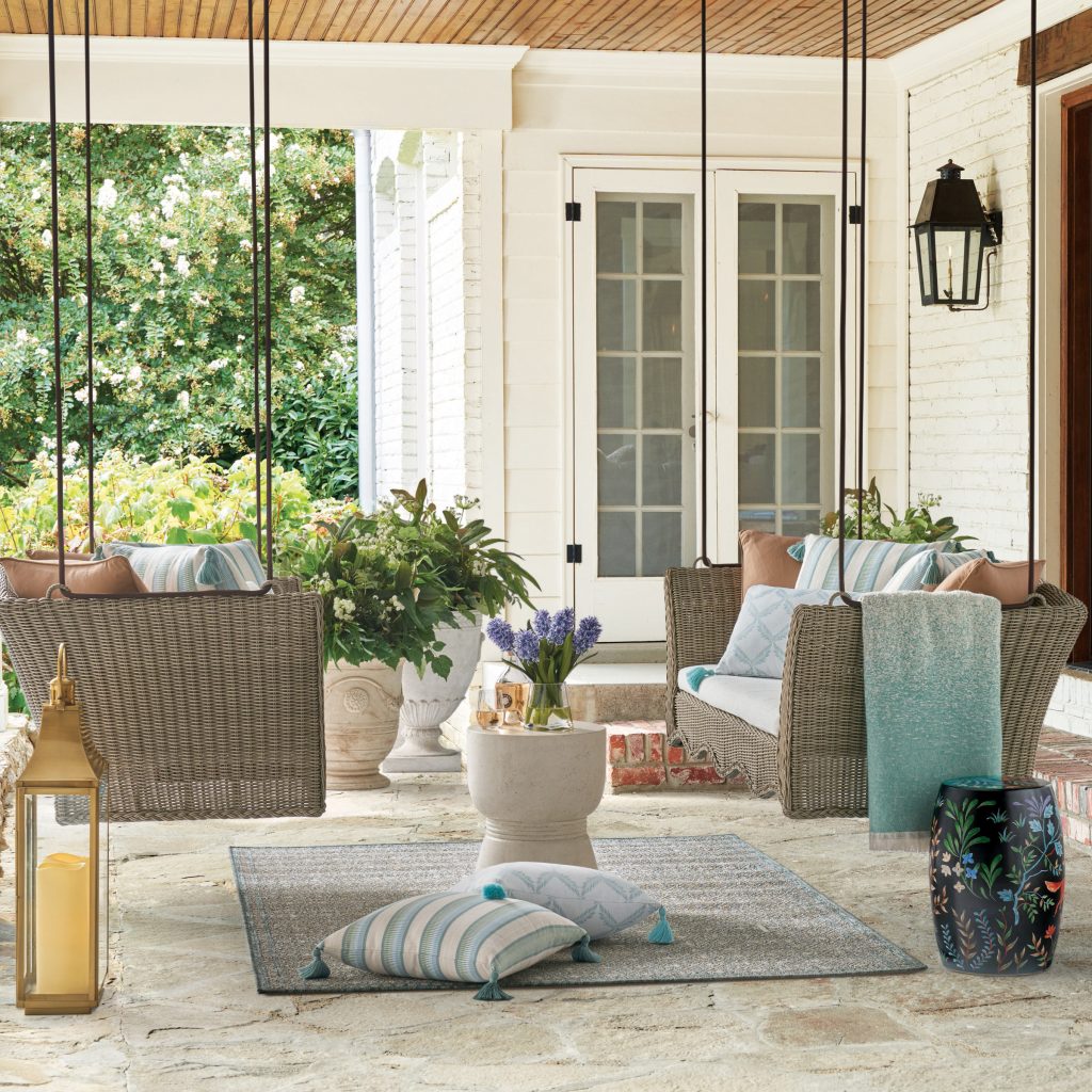 by | Outdoor Photos | Porch | Landscaping | Landscape Design | Outdoor Living Space | Porch Design Ideas | Outdoor Living Space Ideas | Backyard Design