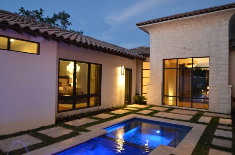 7500 Sq. Ft. 2012 Parade House Dominion Subdivision
