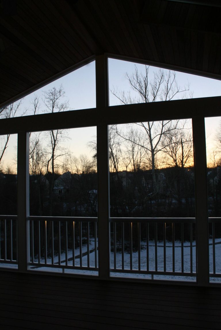 Allan Homes Unlimited built an open gable to enhance the view.