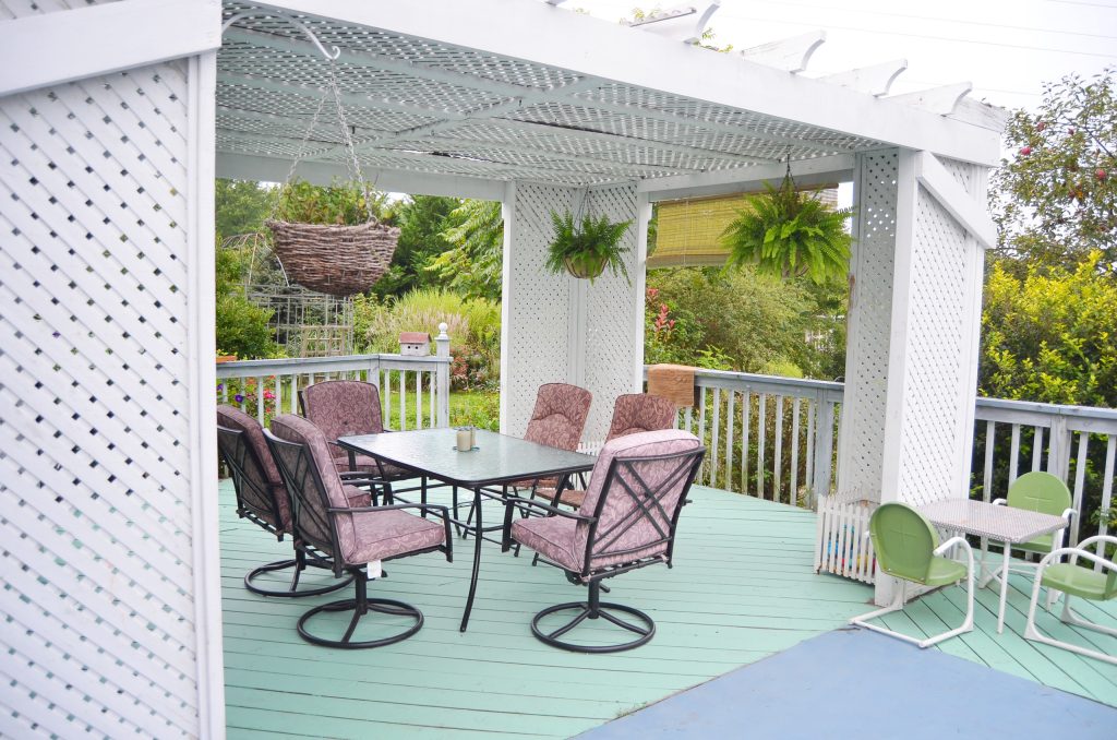 Amy Renea of A Nest for All Seasons