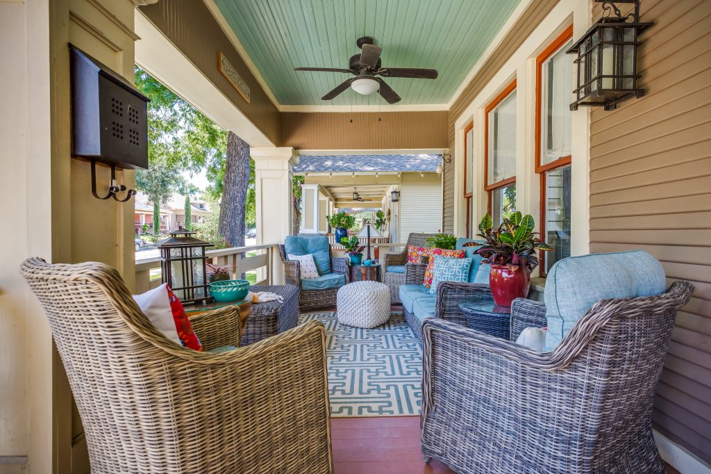 Anthony Ford Photography & Tourmax Real Estate Media