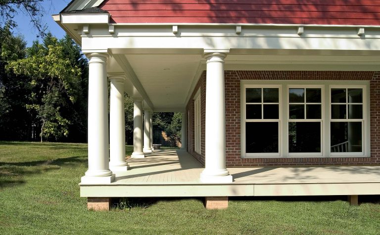 Architect: Susan Caughey Pierce Builder: Commonwealth Home Design Photographer: Greg Hadley