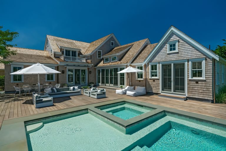 Architecture by Emeritus | Interior Design by Elizabeth Norris Design | Build by Norris Building Co. | Photo by Tom G. Olcott
