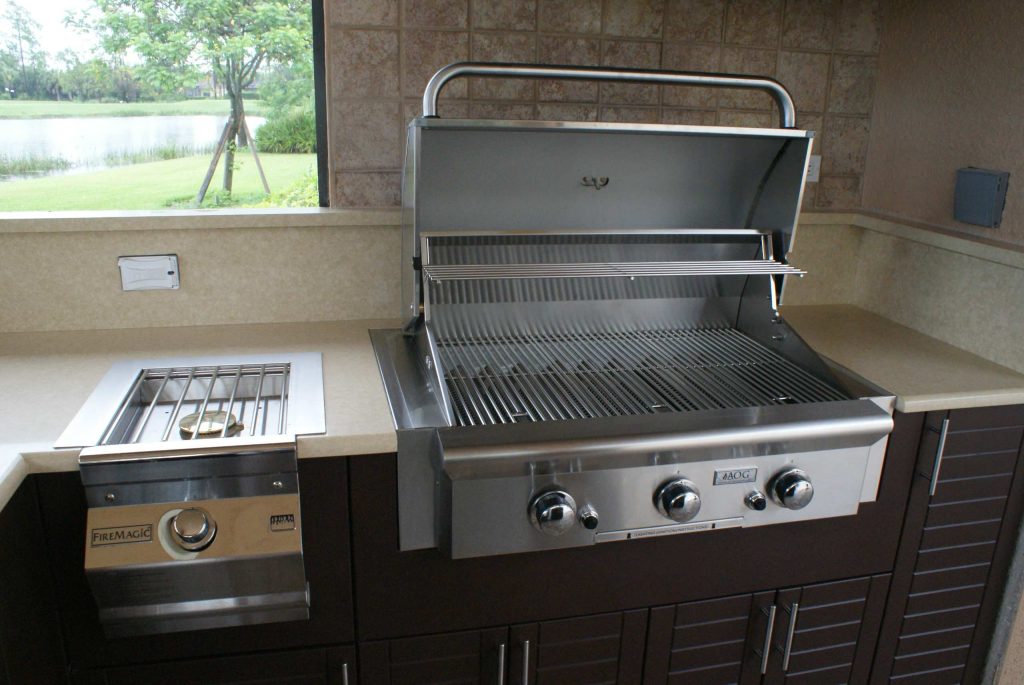 Beautiful Outdoor Kitchen