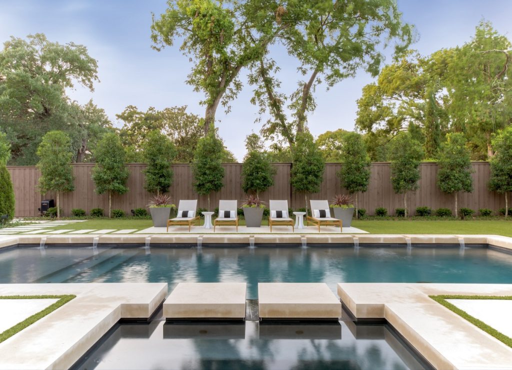 Builder: Faulkner Perrin Architect: SHM Interior Designer: Studio Thomas James Landscape Architect: Bonick Landscaping Photographer: Costa Christ Media