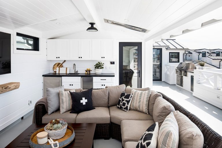 Builder: JENKINS construction Photography: Mol Goodman Architect: William Guidero