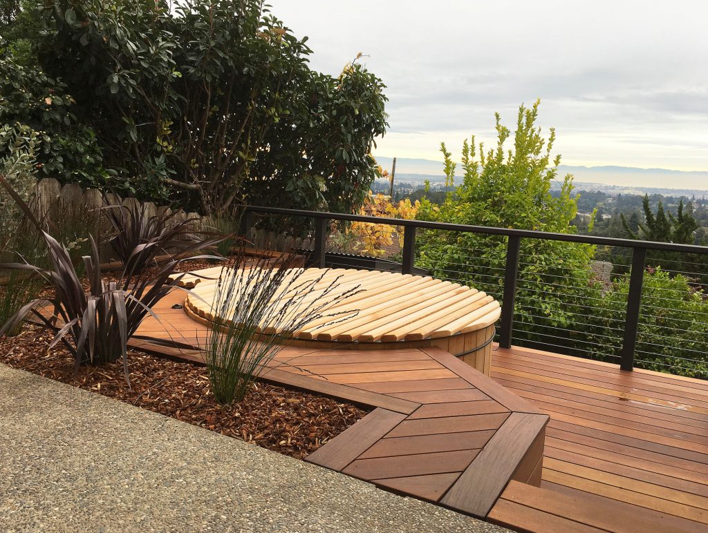 Cedar Hot Tub with Wood Roll Cover and Ipe Decking.