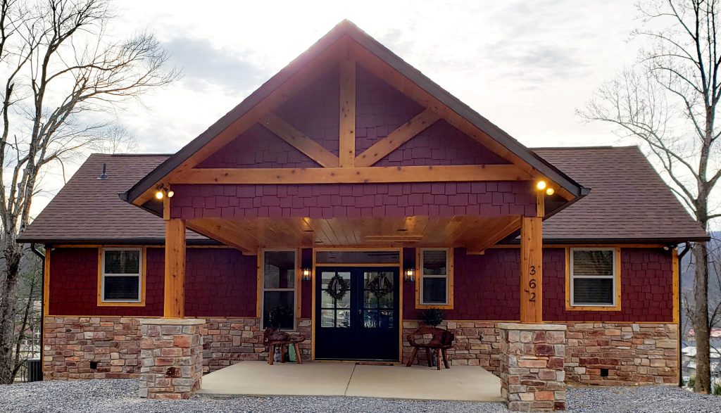 Chilton Sedona Rustic natural stone veneer paired with siding for natural charming cabin style.