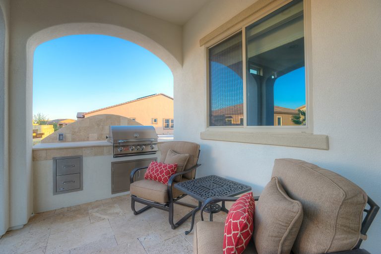 Compact grill and seating area