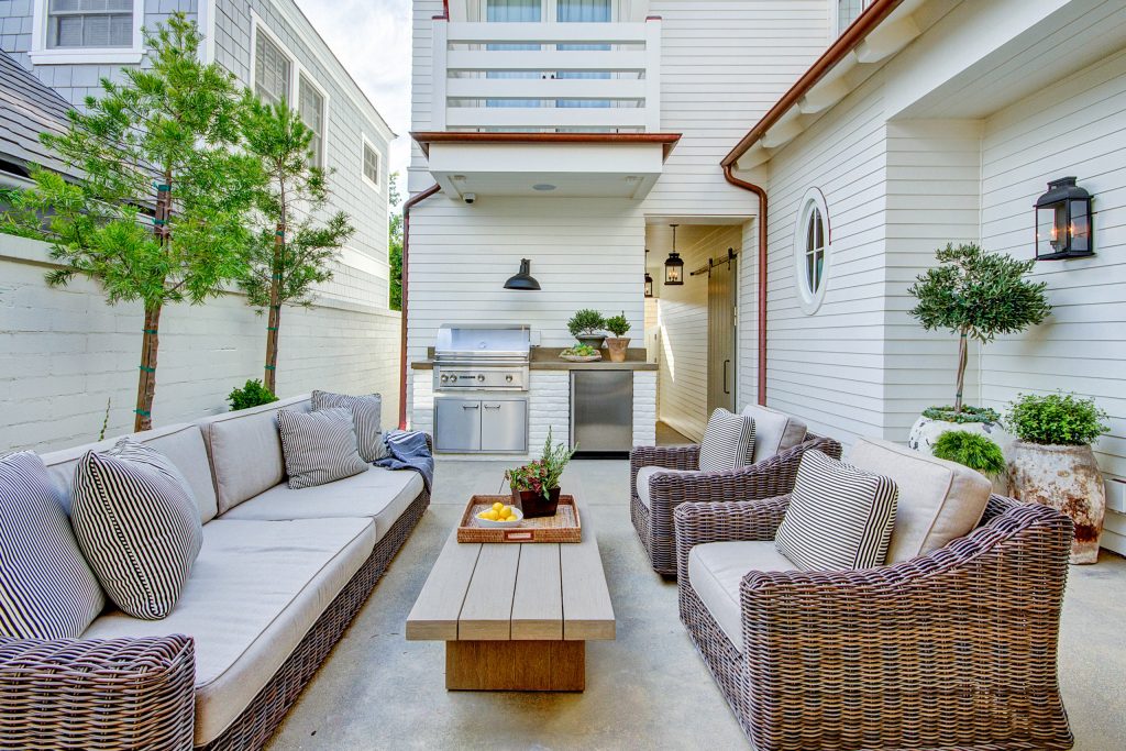 Contractor: Legacy CDM Inc. | Interior Designer: Kim Woods & Trish Bass | Photographer: Jola Photography