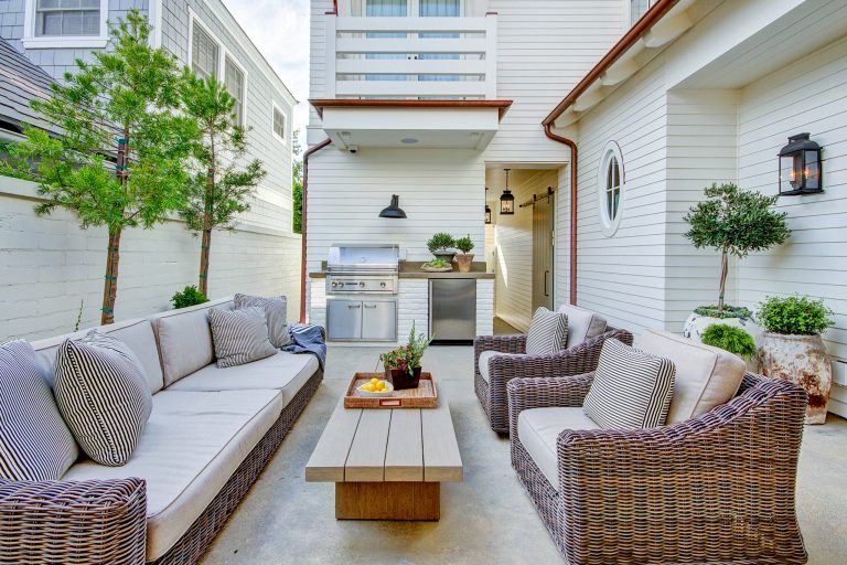 Contractor: Legacy CDM Inc. | Interior Designer: Kim Woods & Trish Bass | Photographer: Jola Photography