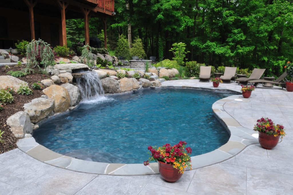 Custom pool design