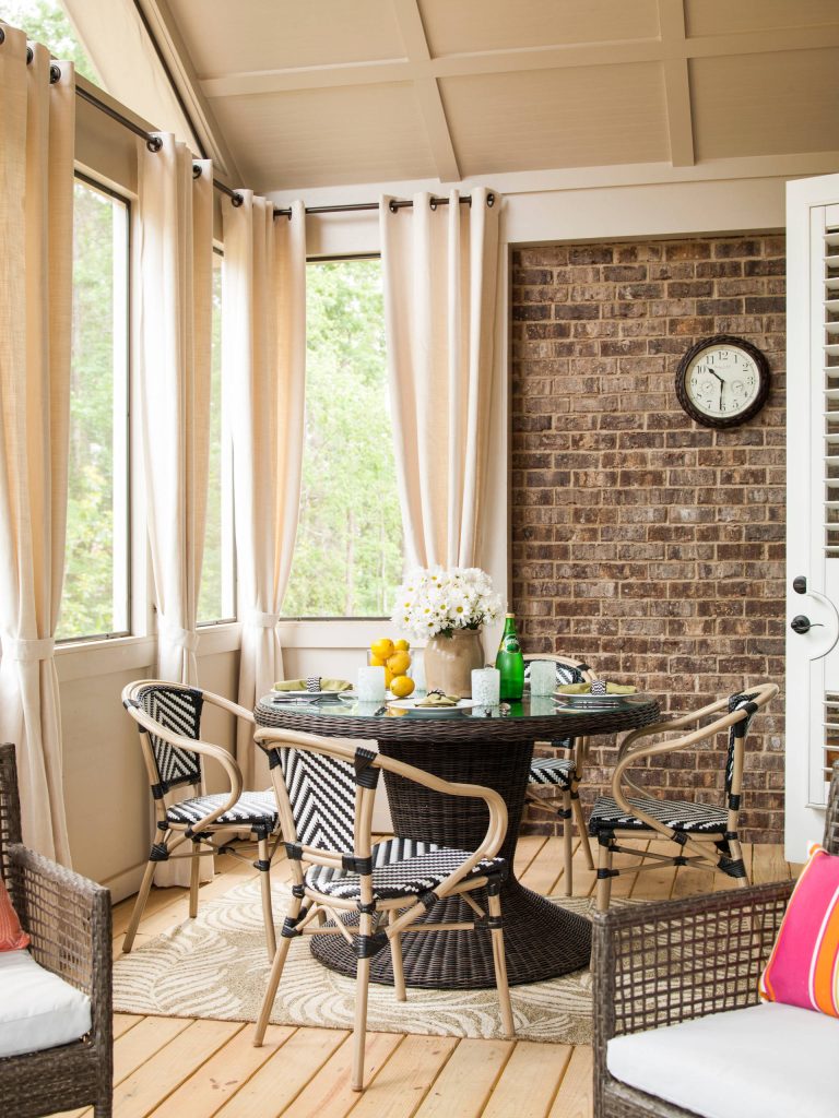 Deborah Whitlaw Llewellyn