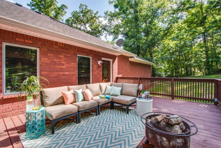 Deck - transitional backyard deck idea in Nashville with no cover