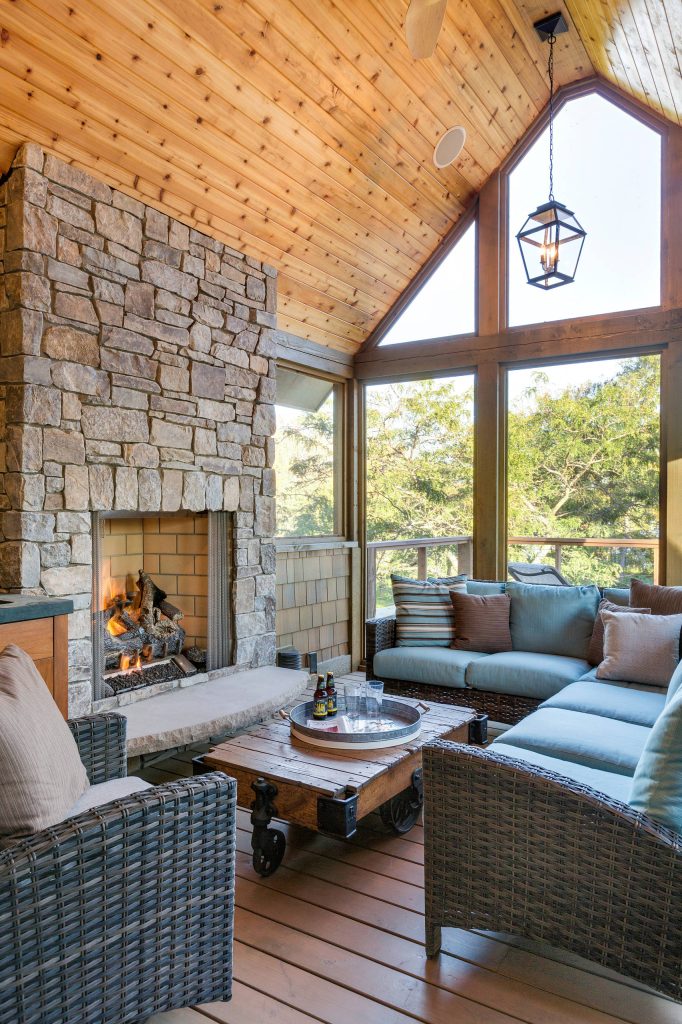 Design: Charlie & Co. Design | Builder: Stonefield Construction | Interior Selections & Furnishings: By Owner | Photography: Spacecrafting