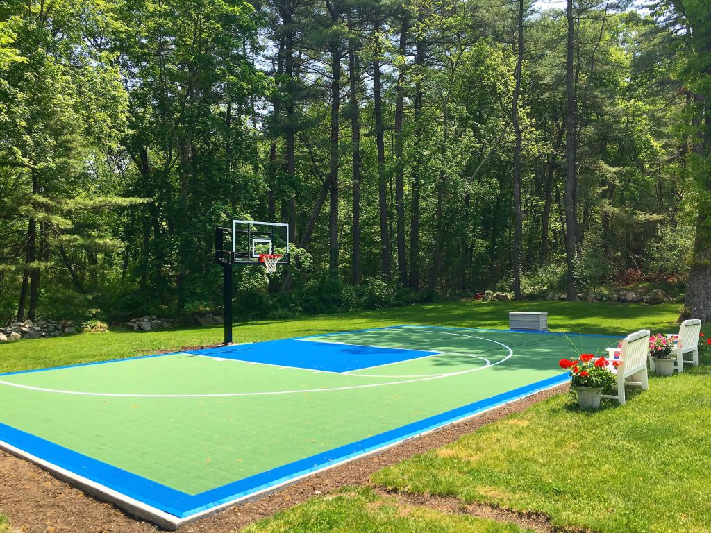 Design ideas for a large traditional backyard outdoor sport court in Boston.