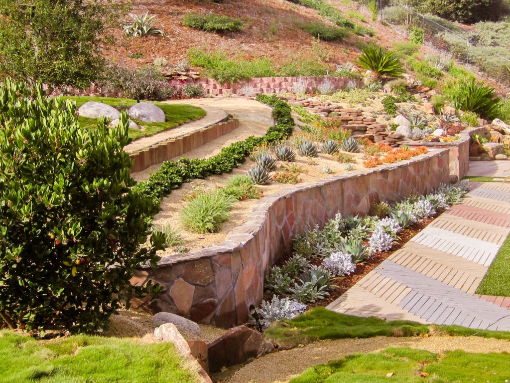 Find Retaining Wall Construction Pros
