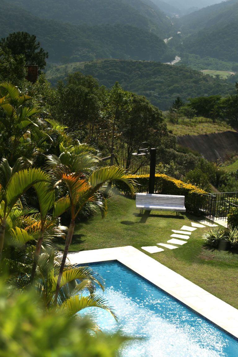 Diamond Brite Super Blue by Danella, Brazil