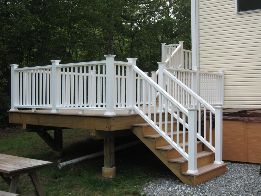Double layer deck, with Azek decking and rails