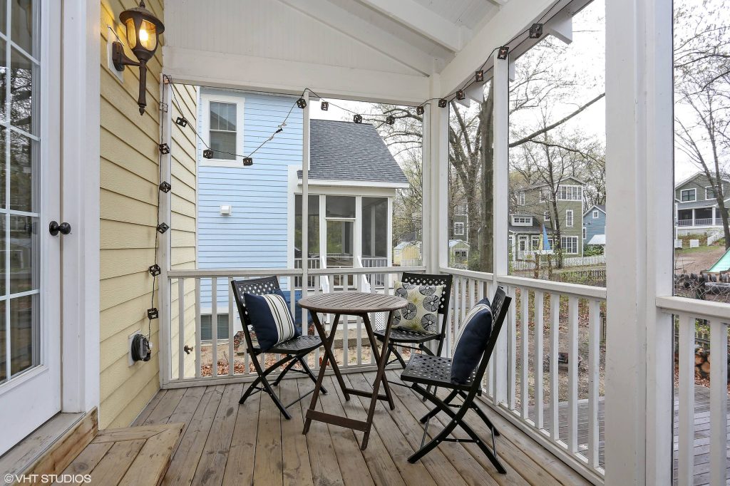 Elegant porch photo in Chicago by Smalls Landscaping | Outdoor Photos | Porch | Landscaping | Landscape Design | Outdoor Living Space | Porch Design Ideas | Outdoor Living Space Ideas | Backyard Design