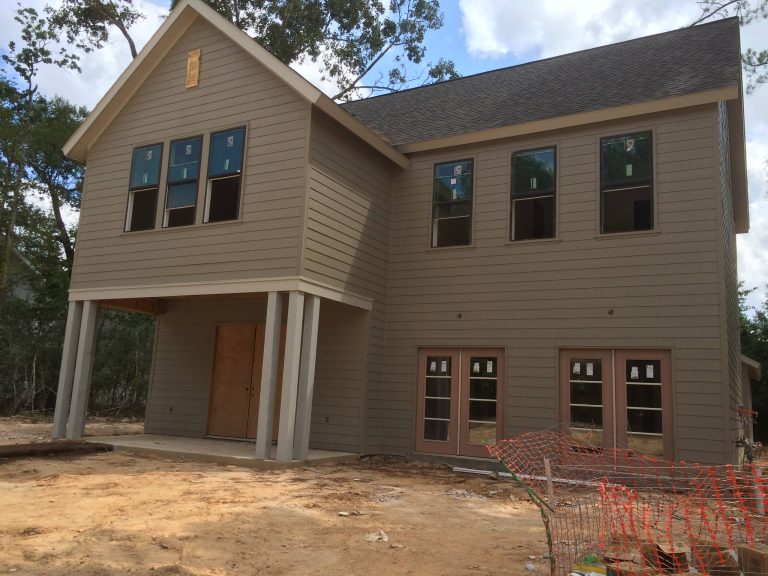 Empire Communities in Conroe, Texas - features ArmorCoat XT Treated cedar posts to reinforce the second story load
