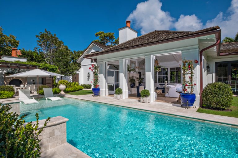 Example of a beach style pool design in Miami