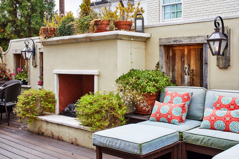 Example of a classic deck design in DC Metro