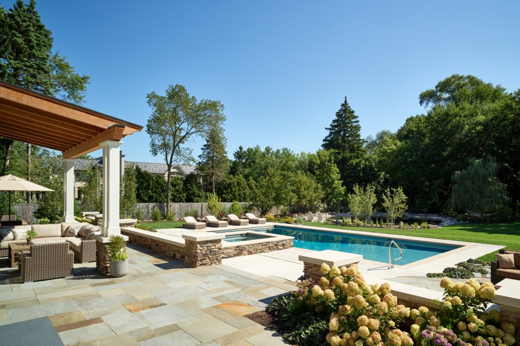 Example of a cottage pool design in Chicago