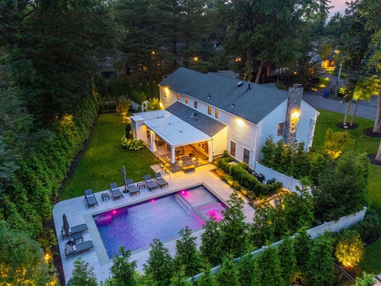 Example of a minimalist pool design in New York