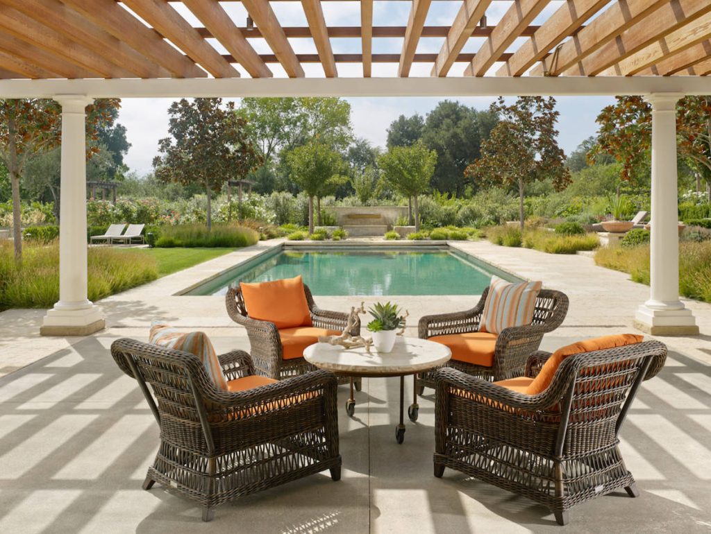 Example of an arts and crafts pool design in San Francisco