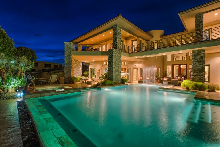 Fraser Almeida www.luxuryhomesphotography.com