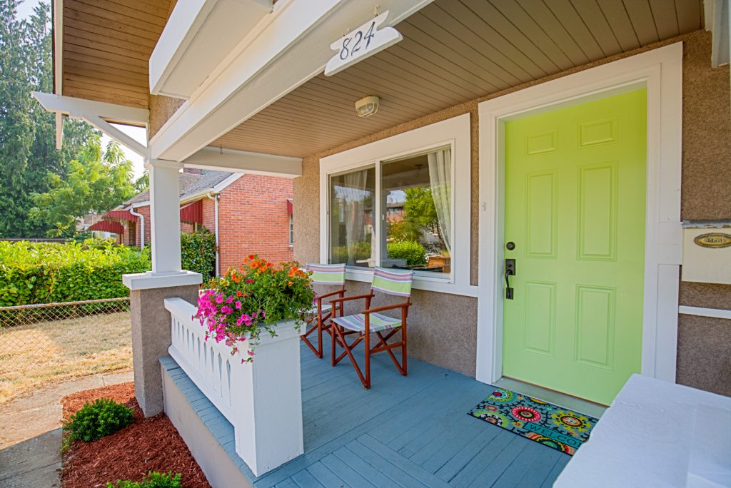 Front porch with space for seating on a North Tacoma Craftsman
