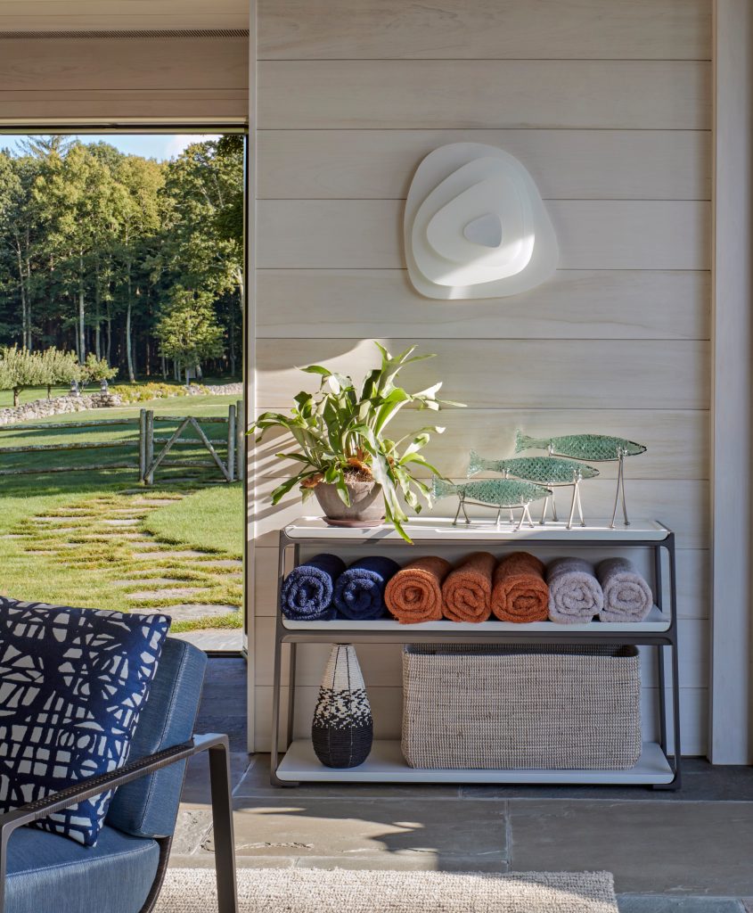 Grab a towel on your way out to the swimming pool. Robert Benson Photography.