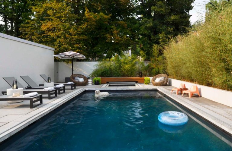 Inspiration for a 1950s pool remodel in Denver