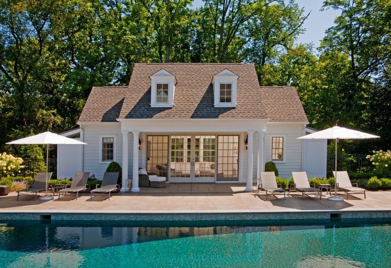 Inspiration for a coastal backyard rectangular pool house remodel in Philadelphia