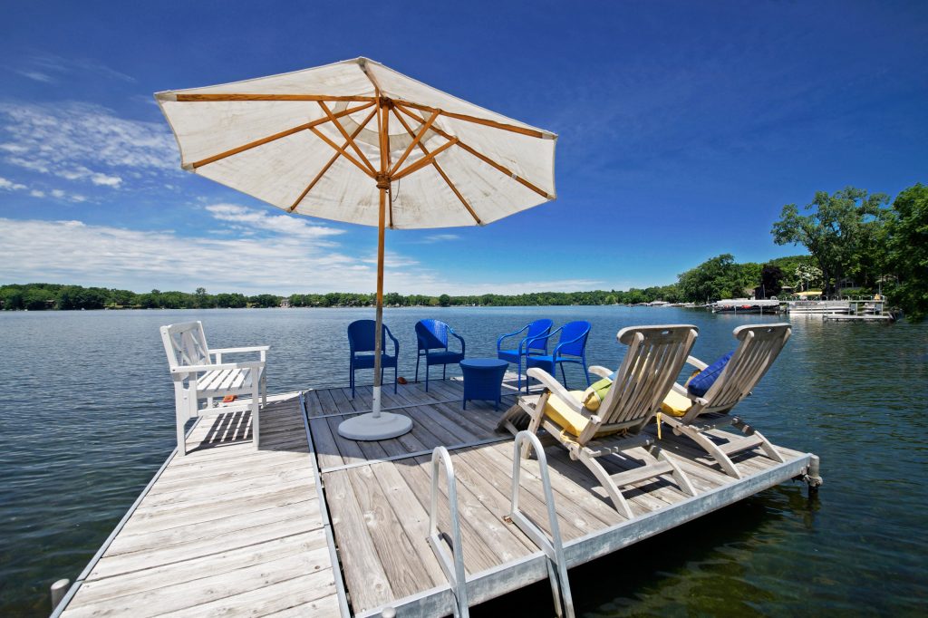 Inspiration for a coastal dock remodel in Detroit