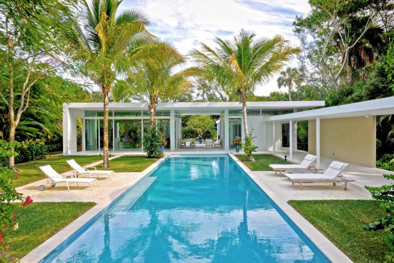 Inspiration for a contemporary rectangular lap pool house remodel in Los Angeles