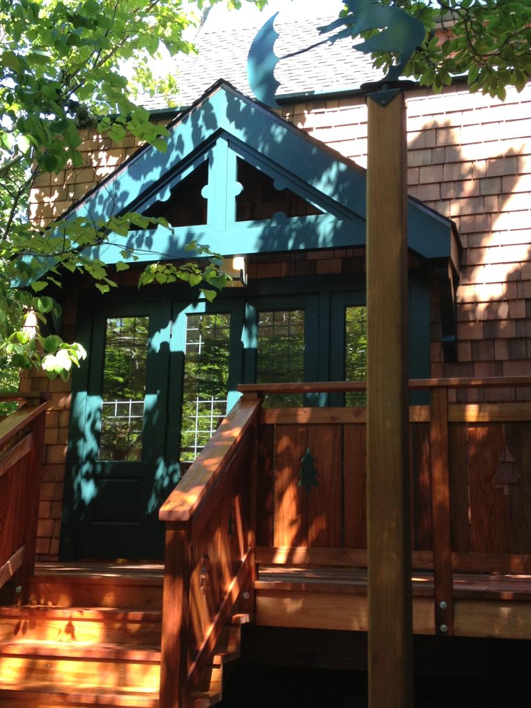 Inspiration for a craftsman porch remodel in San Francisco by Jason DeAntonis | Outdoor Photos | Porch | Landscaping | Landscape Design | Outdoor Living Space | Porch Design Ideas | Outdoor Living Space Ideas | Backyard Design