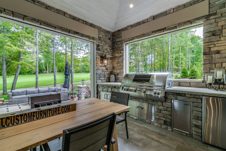 Inspiration for a mid-sized timeless tile porch remodel in Cleveland with a roof extension