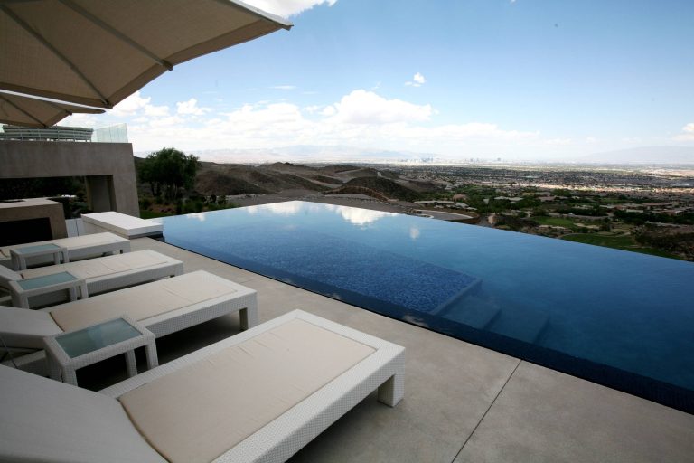 Inspiration for a modern pool remodel in Las Vegas