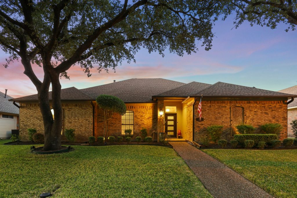 Inspiration for a small modern concrete front porch remodel in Dallas by Grand Interior Designs | Outdoor Photos | Porch | Landscaping | Landscape Design | Outdoor Living Space | Porch Design Ideas | Outdoor Living Space Ideas | Backyard Design