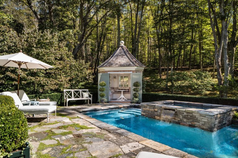 Inspiration for a timeless pool remodel in New York