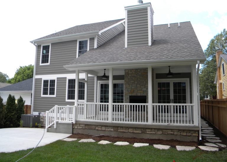 Inspiration for a timeless porch remodel in Chicago by Contemporary Color Concepts | Outdoor Photos | Porch | Landscaping | Landscape Design | Outdoor Living Space | Porch Design Ideas | Outdoor Living Space Ideas | Backyard Design