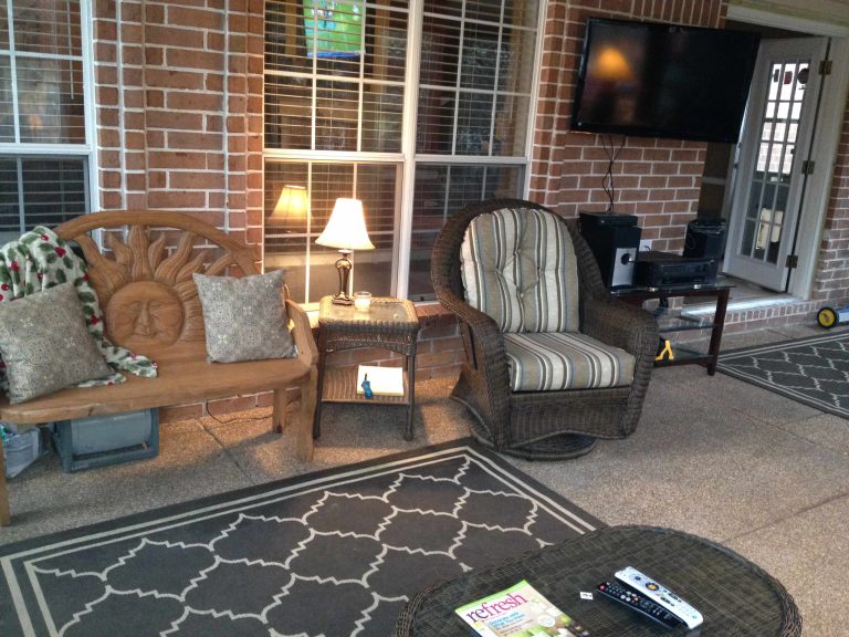 Inspiration for a transitional porch remodel by mjmrdm | Outdoor Photos | Porch | Landscaping | Landscape Design | Outdoor Living Space | Porch Design Ideas | Outdoor Living Space Ideas | Backyard Design