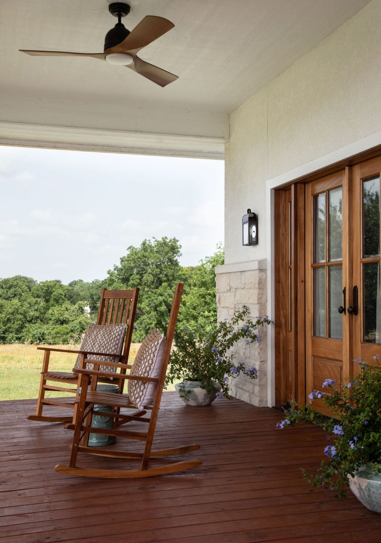 Inspiration for a transitional porch remodel in Houston by Home Art Homes | Outdoor Photos | Porch | Landscaping | Landscape Design | Outdoor Living Space | Porch Design Ideas | Outdoor Living Space Ideas | Backyard Design