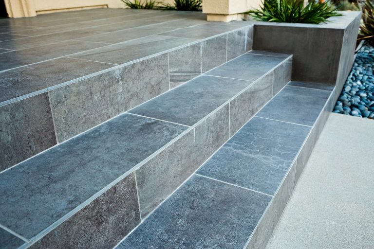 Installed by Lifescape Custom Landscaping, Inc. Designed by Juanita Salisbury, LA Kelsey Schweickert Photography