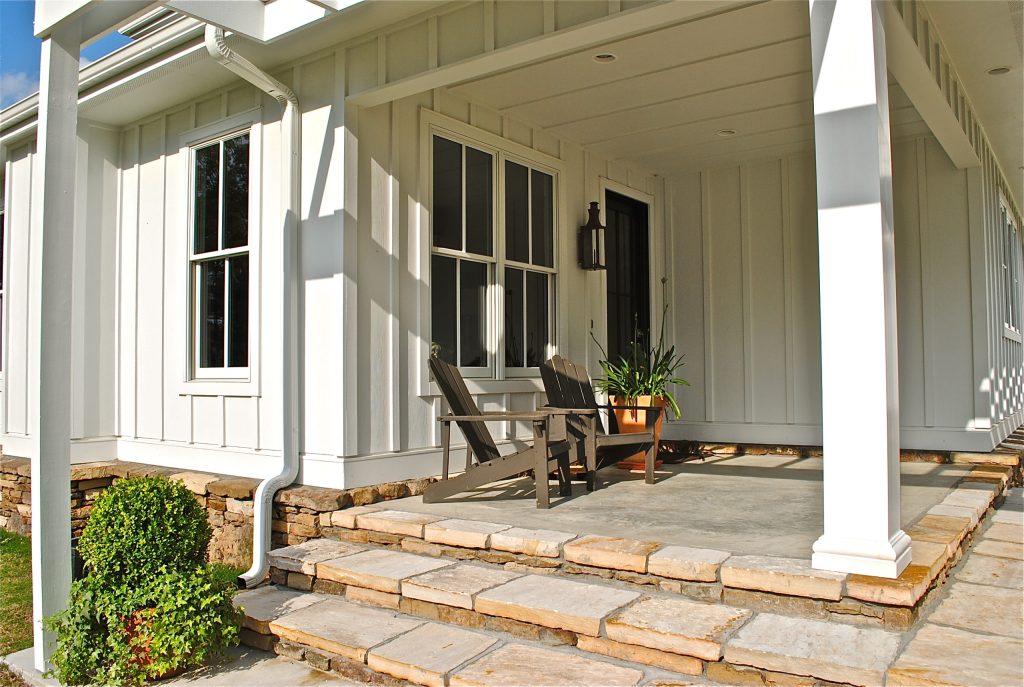 James Hardie fiber cement siding. Board batten ColorPlus.