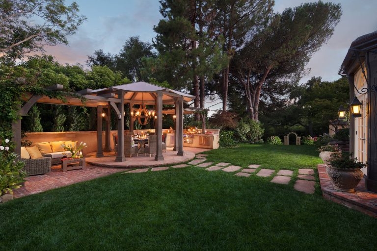 Landscaping and outdoor dining area.