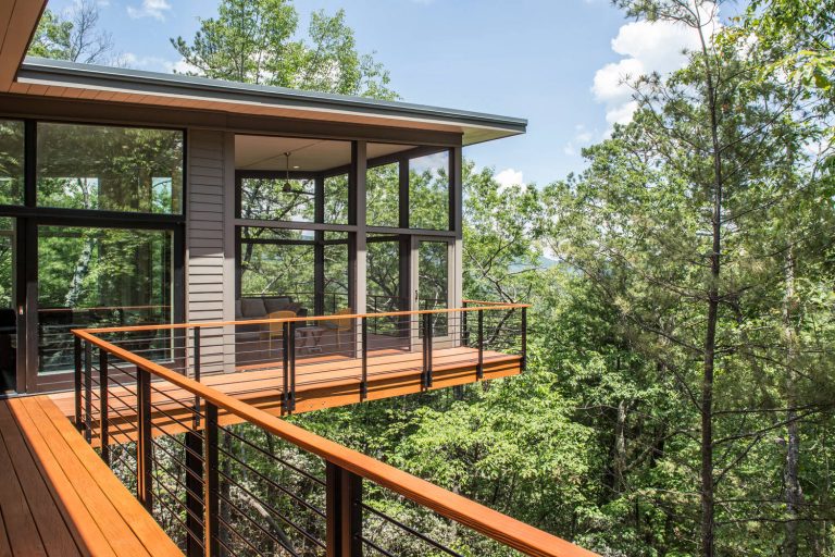 Mid-sized mountain style deck photo in Other